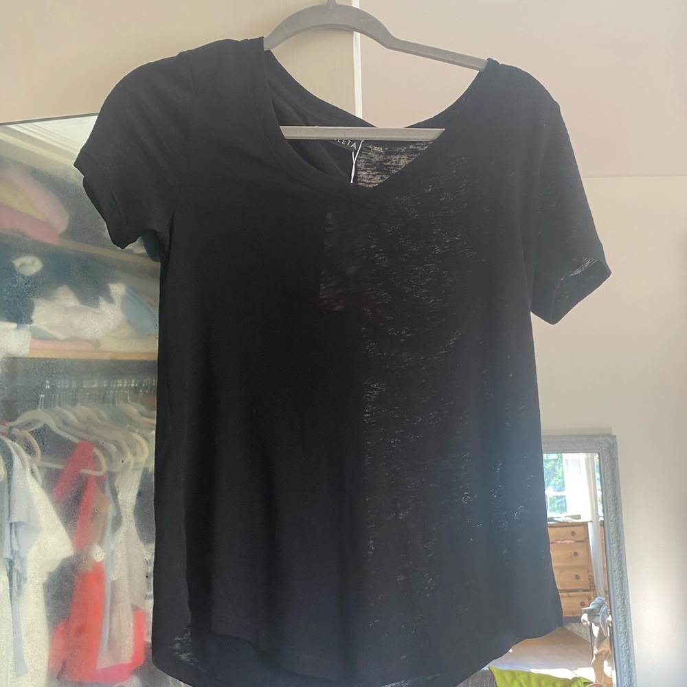 Athleta black tshirt new with tags